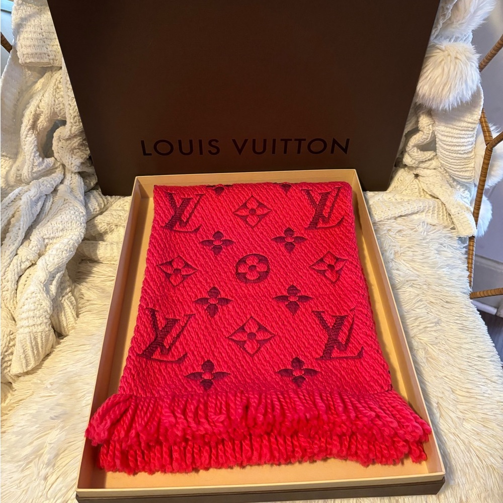 Authentic Louis Vuitton Logomania Scarf